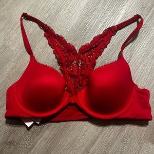 Victoria’s Secret Red Lace Bra